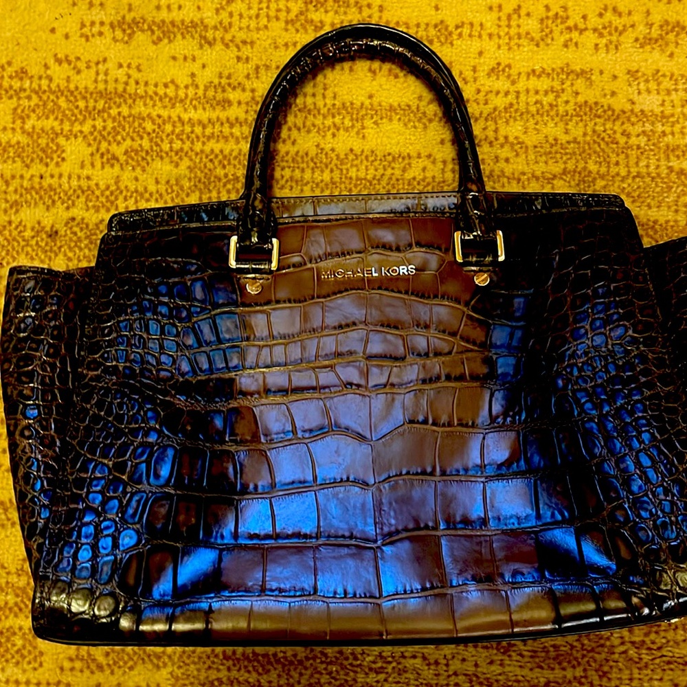 Michael Kors Selma Bag